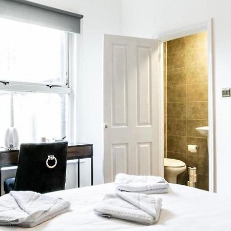 Cambridge House Hotel Luaran gambar