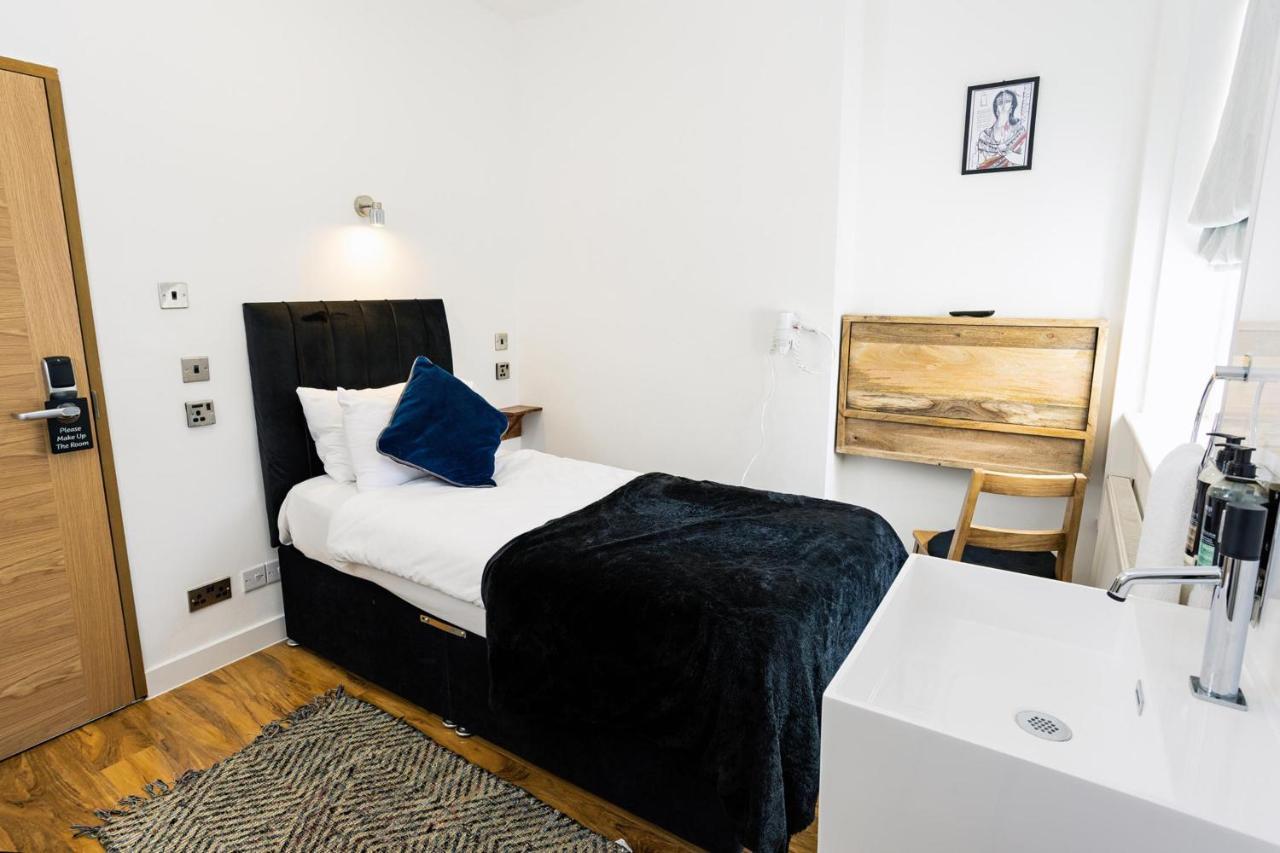 Cambridge House Hotel Luaran gambar