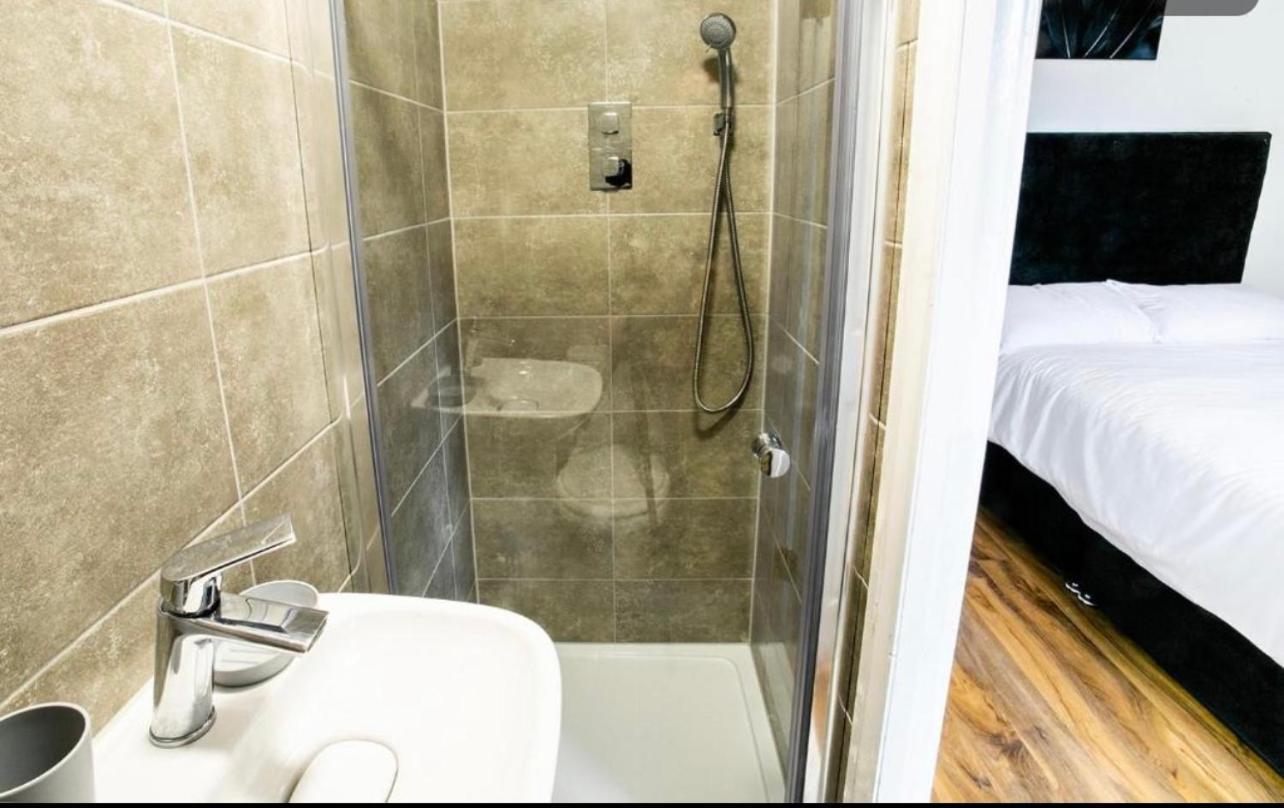 Cambridge House Hotel Luaran gambar